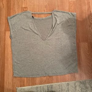Forever 21 open back gray t shirt